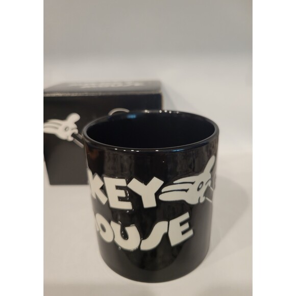 Disney Mickey Mouse Etched 3D Print Retro Black and White Coffee Mug 12 OZ NIB - Picture 2 of 10